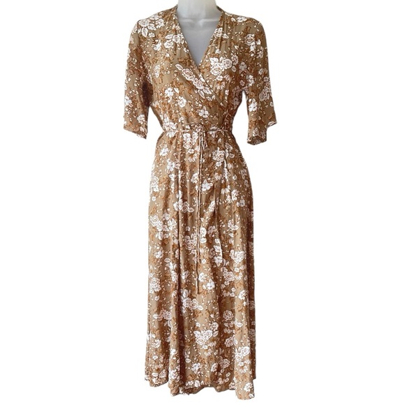 Faithfull the Brand Dresses & Skirts - FAITHFUL THE BRAND Rivera Midi Dress size 4